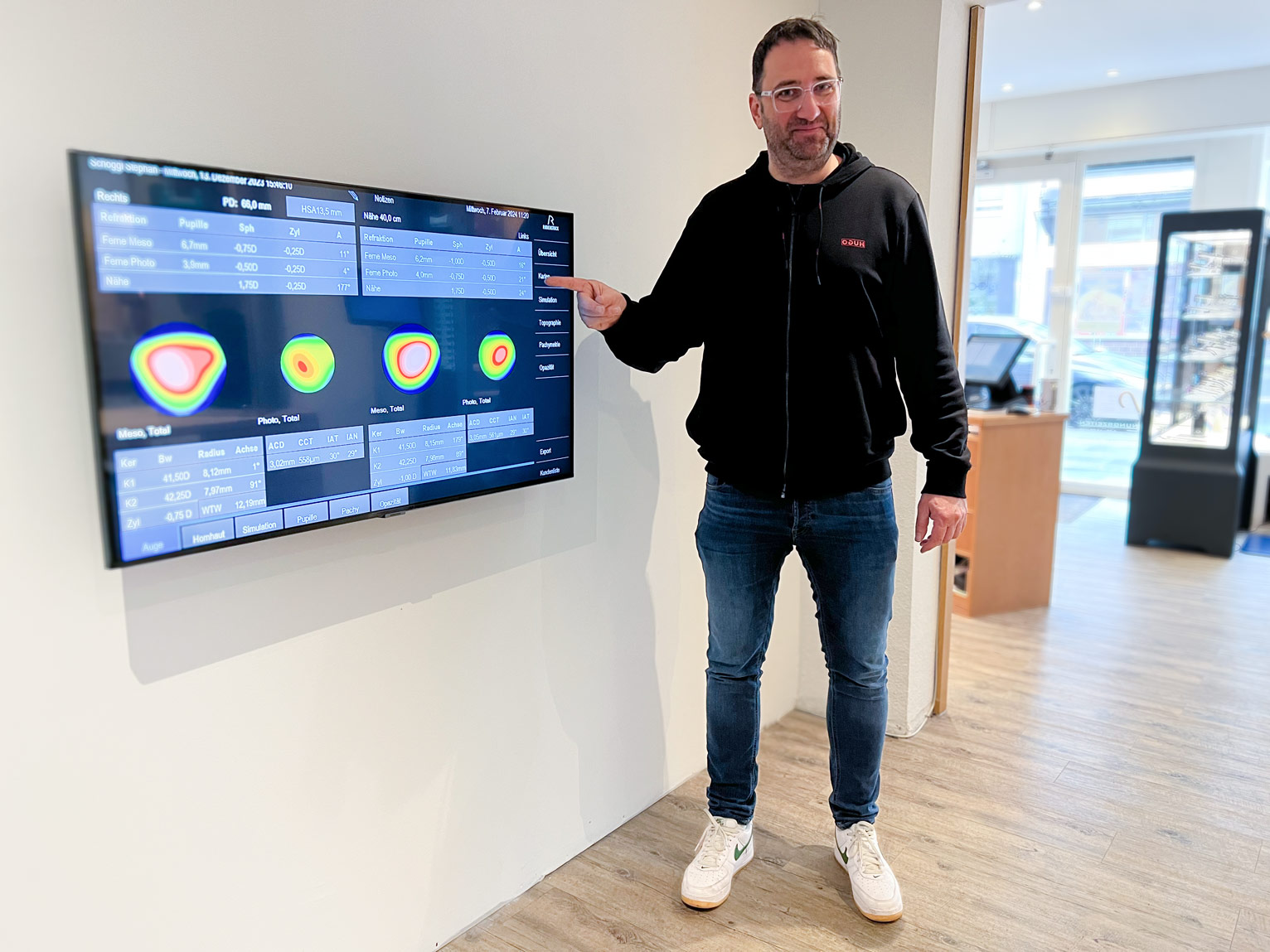 schöggl schießbrillen köln brück: stephan schöggl augenoptikermeister und spezialist für schießbrillen